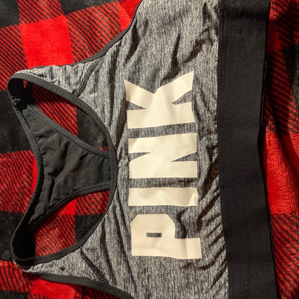 Victoria sport bra